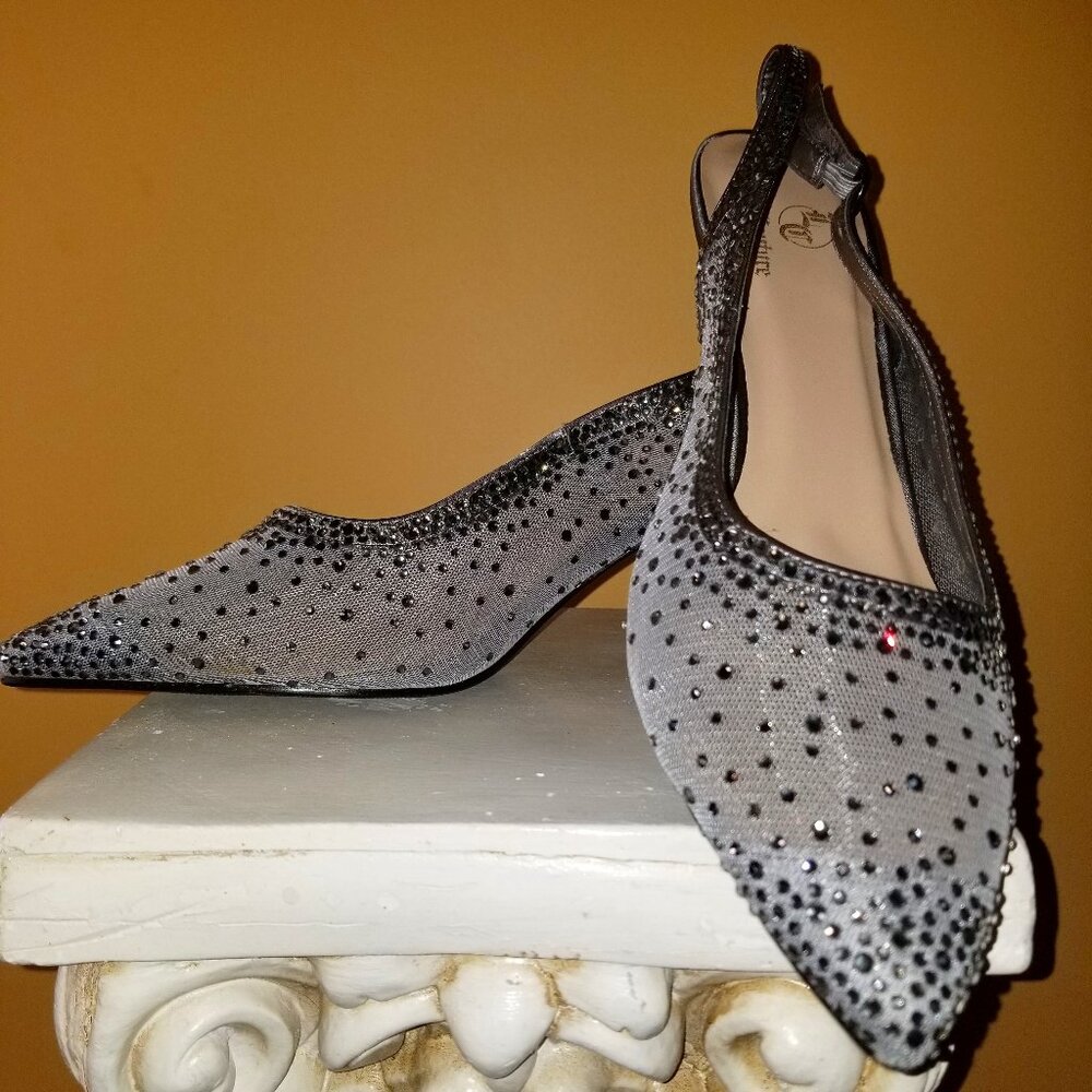 SPARKLY STONED SHOES (SIZE 10)